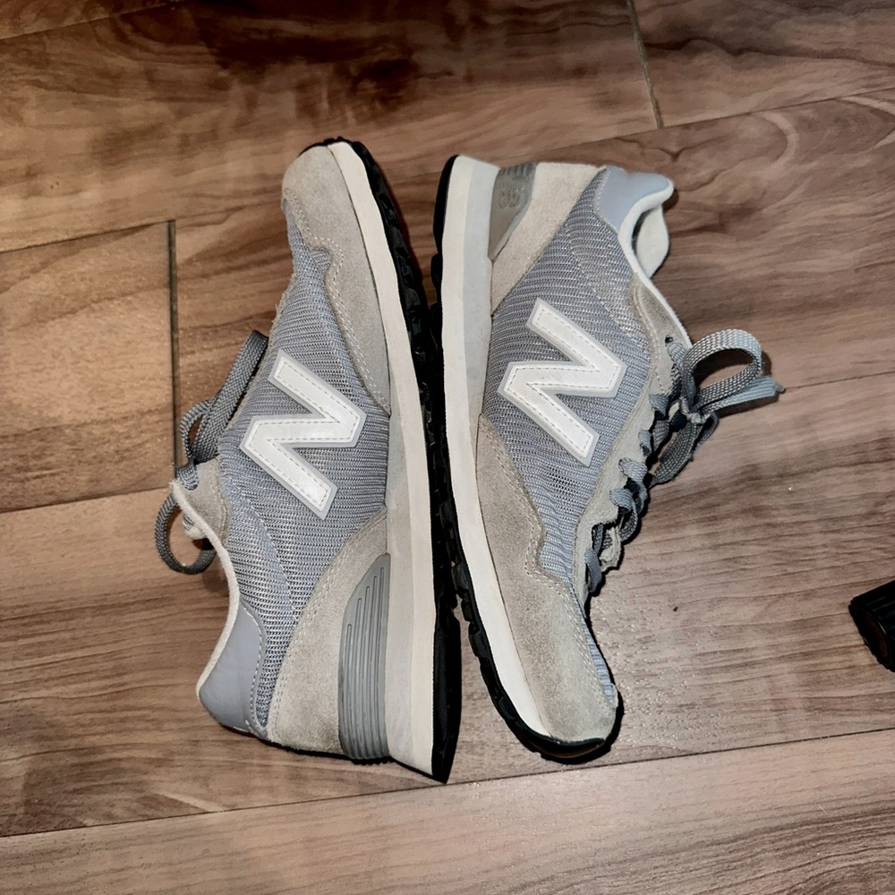 Women’s New Balance Sneakers Size 8